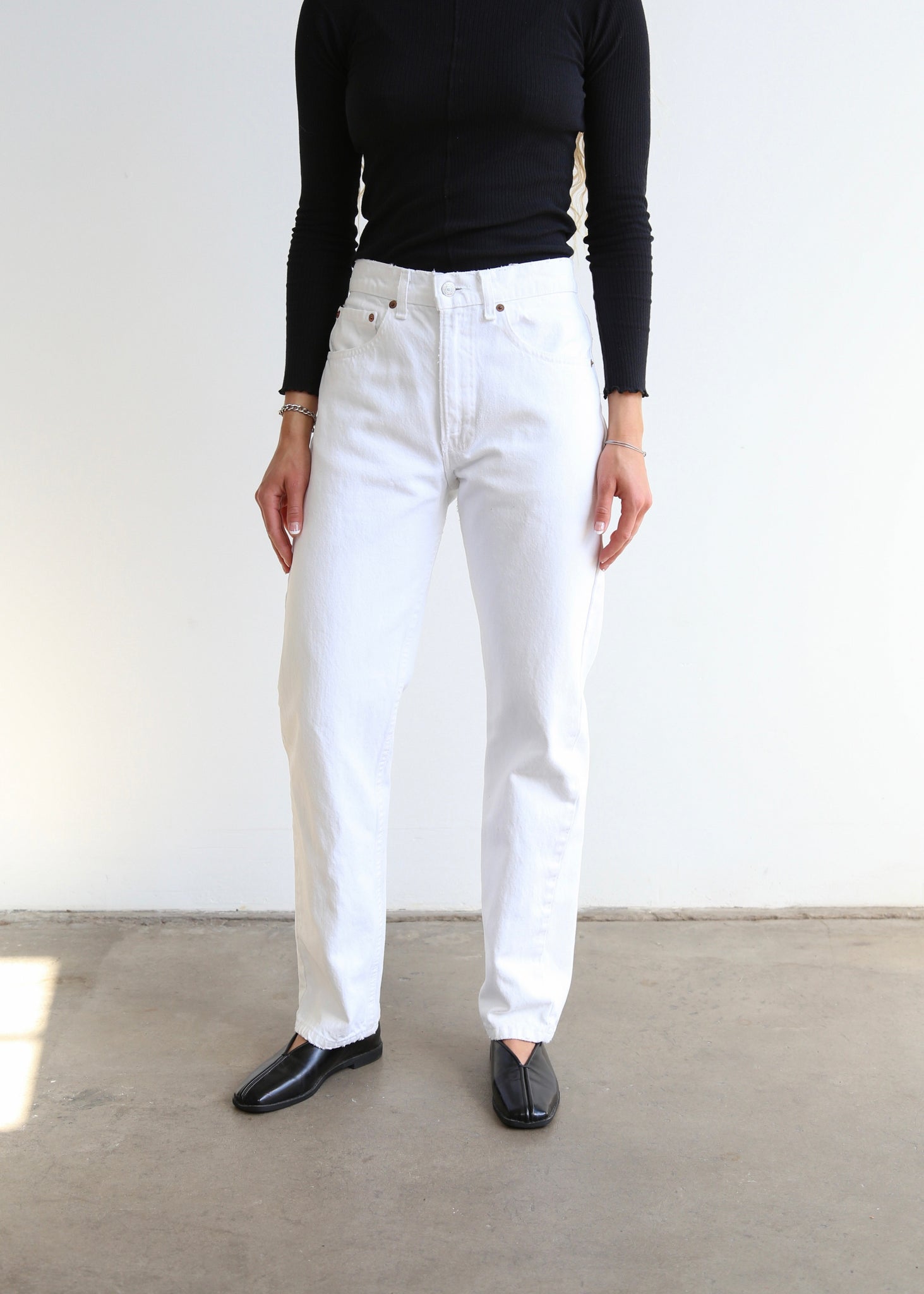 90’s White 505 Levi’s (29”)