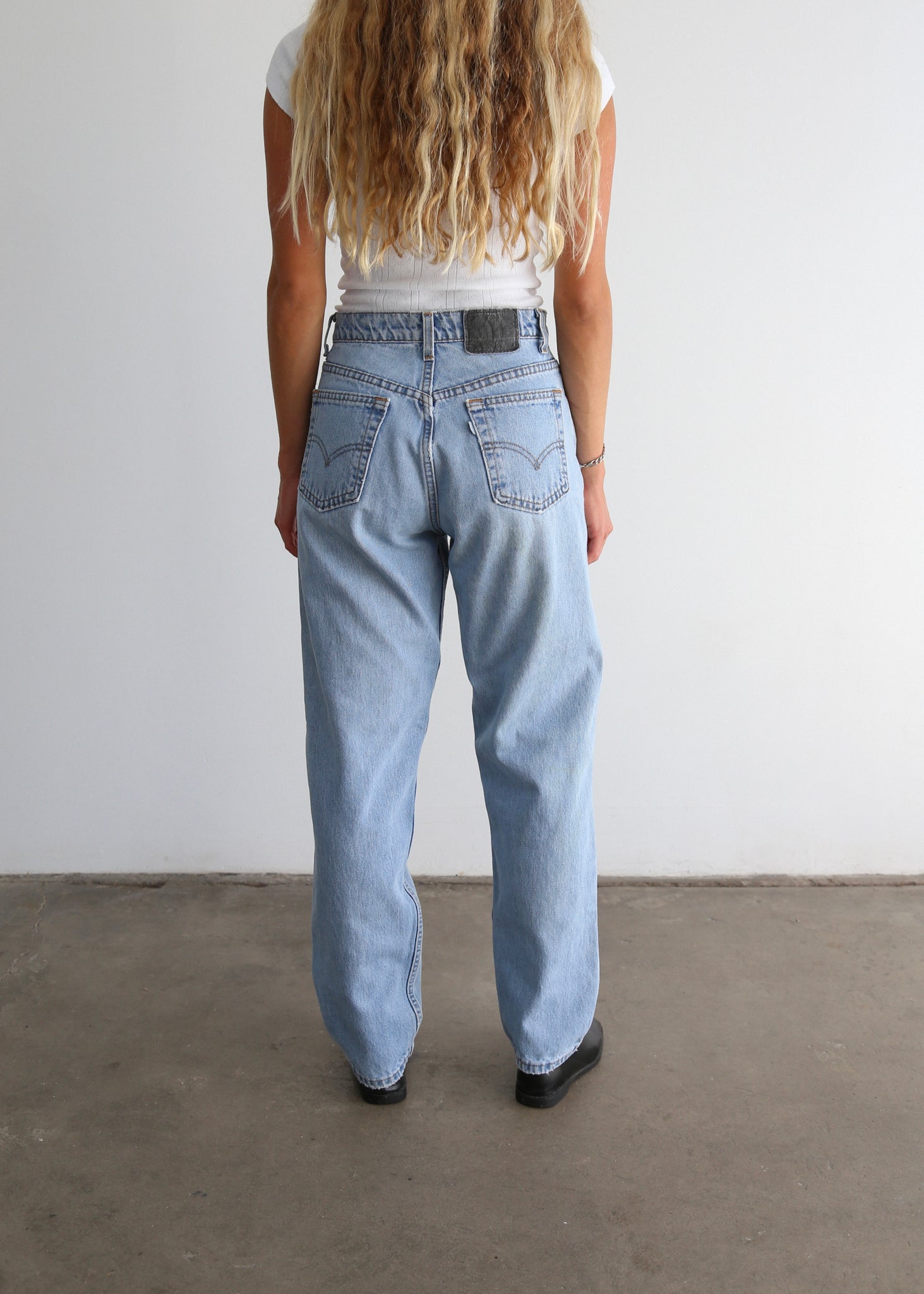 90’s Light Wash Silvertab Levi’s (28”)